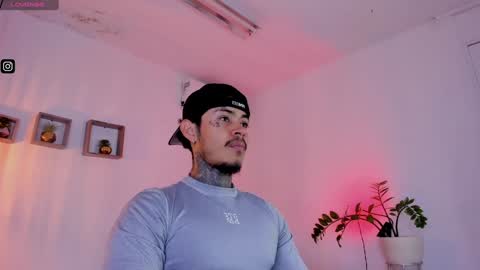 Snapshot of jordansmiith_ chatting on January 27, 9:11 pm Jordan Smith online show from January 27, 9:11 pm