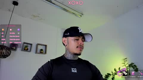 Snapshot of jordansmiith_ chatting on February 3, 9:07 pm Jordan Smith online show from February 3, 9:07 pm