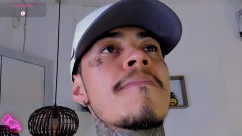 Snapshot of jordansmiith_ chatting on February 13, 2:45 am Jordan Smith online show from February 13, 2:45 am