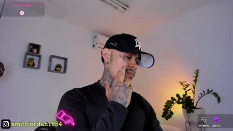 Snapshot of jordansmiith_ chatting on February 27, 8:09 pm Jordan Smith online show from February 27, 8:09 pm