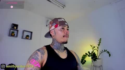 Snapshot of jordansmiith_ chatting on March 1, 8:10 pm Jordan Smith online show from March 1, 8:10 pm