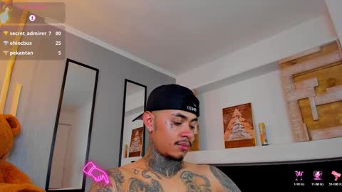 Snapshot of jordansmiith_ chatting on March 2, 6:40 pm Jordan Smith online show from March 2, 6:40 pm