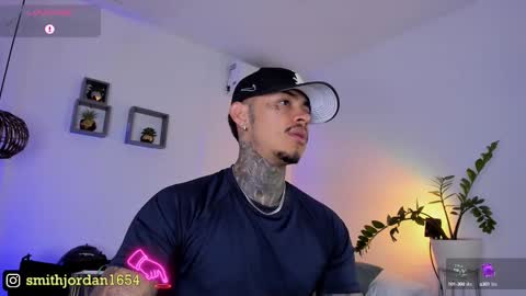 Snapshot of jordansmiith_ chatting on March 7, 8:44 pm Jordan Smith online show from March 7, 8:44 pm