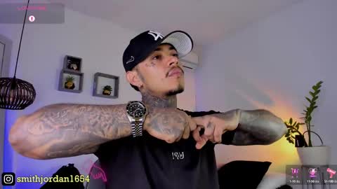 Snapshot of jordansmiith_ chatting on March 12, 9:56 pm Jordan Smith online show from March 12, 9:56 pm