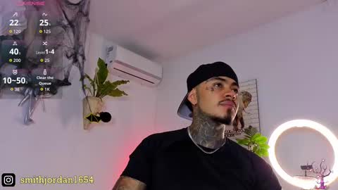 Snapshot of jordansmiith_ chatting on November 1, 8:55 pm Jordan Smith online show from November 1, 8:55 pm