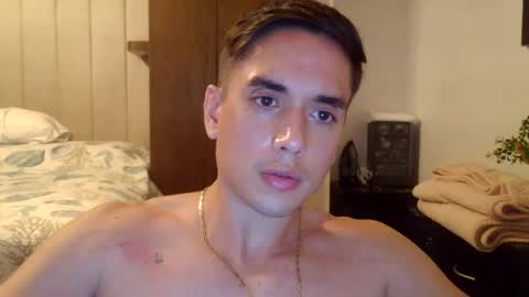 Snapshot of jorge124345 chatting on August 9, 12:23 am Babyface online show from August 9, 12:23 am