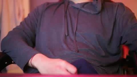 Snapshot of jorge9614 chatting on November 9, 1:31 pm jorge9614 online show from November 9, 1:31 pm