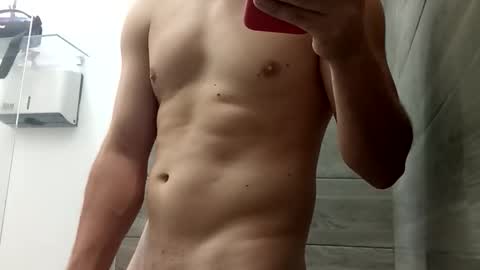 Snapshot of jorgelatino1919 chatting on December 14, 5:51 pm jorgelatino1919 online show from December 14, 5:51 pm