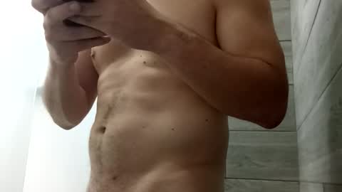 Snapshot of jorgelatino1919 chatting on June 20, 4:59 am jorgelatino1919 online show from June 20, 4:59 am