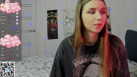 Mila online show from January 29, 11:04 pm