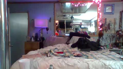 Joey  Amy online show from February 19, 10:55 am