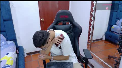 jose_rumbero91 online show from April 8, 6:57 am