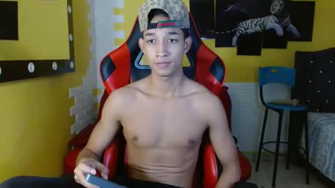 jose_sexycumm online show from October 7, 7:44 pm
