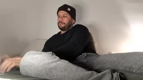 Js online show from December 23, 6:16 pm