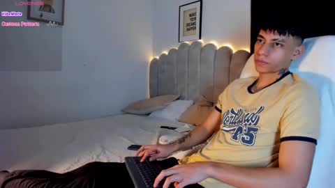 Snapshot of josep_davies chatting on January 18, 2:36 am Josep online show from January 18, 2:36 am