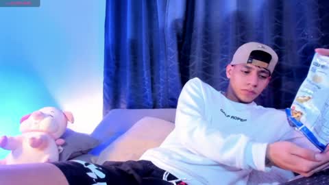 Snapshot of josep_davies chatting on February 9, 3:53 am Josep online show from February 9, 3:53 am