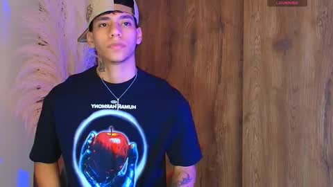 Snapshot of josep_davies chatting on September 23, 10:35 pm Josep online show from September 23, 10:35 pm