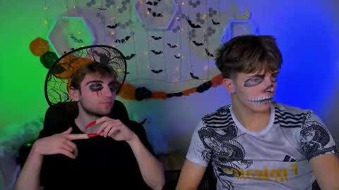 joseph_bear_ online show from October 23, 7:12 pm