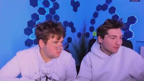 joseph_bear_ online show from January 18, 9:18 pm