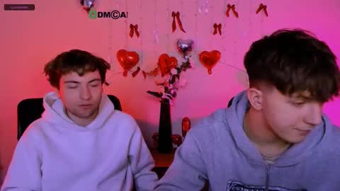 joseph_bear_ online show from February 21, 9:43 am