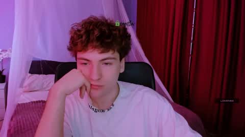 joseph_bear_ online show from April 2, 8:45 am