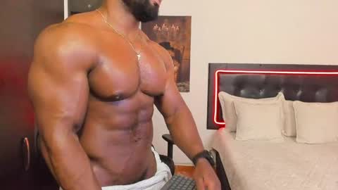 Snapshot of joseph_palacios chatting on April 7, 1:39 am joseph palacios online show from April 7, 1:39 am