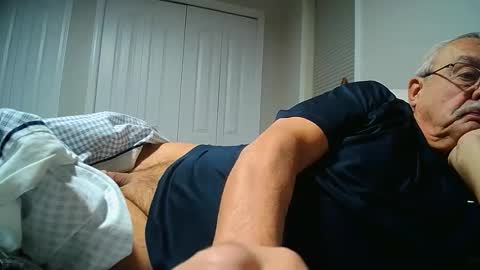 josephgr2021 online show from November 25, 2:17 pm