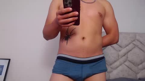 josephmosquera online show from December 23, 1:03 pm