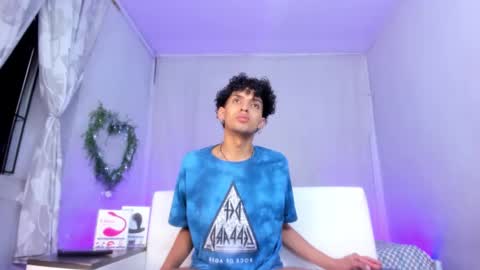 Snapshot of josesweet_ chatting on October 8, 7:22 pm Jose online show from October 8, 7:22 pm