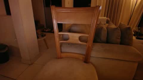 josezaens_ online show from April 19, 8:13 am