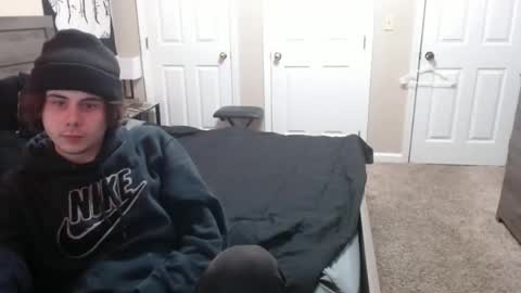 josh317022 online show from February 18, 10:16 am