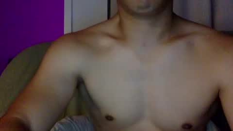 joshasian0713 online show from April 23, 1:02 pm