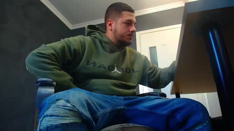 JoshKnight online show from September 18, 5:20 am