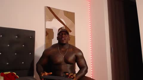 Snapshot of joshmorri chatting on October 27, 5:55 am JHON online show from October 27, 5:55 am