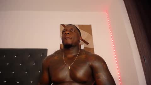 Snapshot of joshmorri chatting on November 9, 8:45 am JHON online show from November 9, 8:45 am