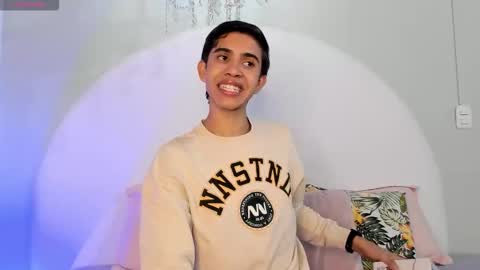 Joshua Sanz  online show from December 18, 2:28 am