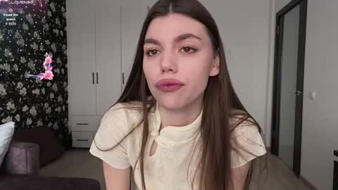Ivy online show from May 30, 7:38 am