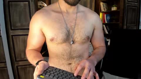 Snapshot of joshualyon chatting on December 7, 8:27 pm Joshua The Lion online show from December 7, 8:27 pm