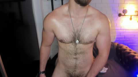 Snapshot of joshualyon chatting on December 18, 7:41 pm Joshua The Lion online show from December 18, 7:41 pm