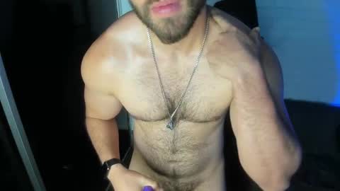 Snapshot of joshualyon chatting on December 19, 10:32 pm Joshua The Lion online show from December 19, 10:32 pm