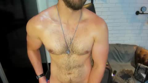 Snapshot of joshualyon chatting on January 3, 7:18 pm Joshua The Lion online show from January 3, 7:18 pm