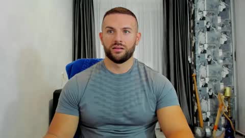 Snapshot of joshuamuscle69 chatting on January 11, 5:29 pm joshuamuscle69 online show from January 11, 5:29 pm