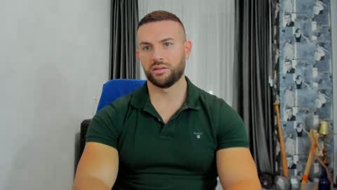 Snapshot of joshuamuscle69 chatting on January 21, 8:30 am joshuamuscle69 online show from January 21, 8:30 am