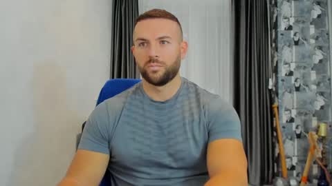 Snapshot of joshuamuscle69 chatting on January 22, 8:40 am joshuamuscle69 online show from January 22, 8:40 am