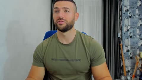 Snapshot of joshuamuscle69 chatting on January 23, 8:04 am joshuamuscle69 online show from January 23, 8:04 am