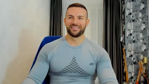 Snapshot of joshuamuscle69 chatting on January 25, 6:01 am joshuamuscle69 online show from January 25, 6:01 am