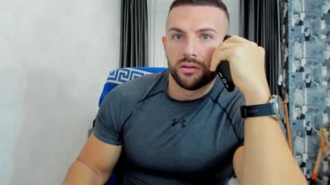 Snapshot of joshuamuscle69 chatting on January 27, 9:23 am joshuamuscle69 online show from January 27, 9:23 am