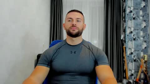 Snapshot of joshuamuscle69 chatting on January 28, 8:47 am joshuamuscle69 online show from January 28, 8:47 am