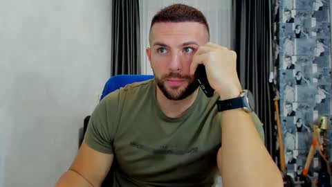 Snapshot of joshuamuscle69 chatting on January 29, 11:41 am joshuamuscle69 online show from January 29, 11:41 am