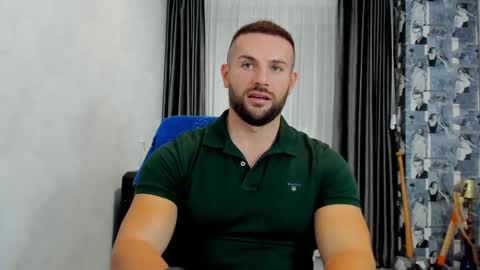 Snapshot of joshuamuscle69 chatting on January 31, 11:03 am joshuamuscle69 online show from January 31, 11:03 am